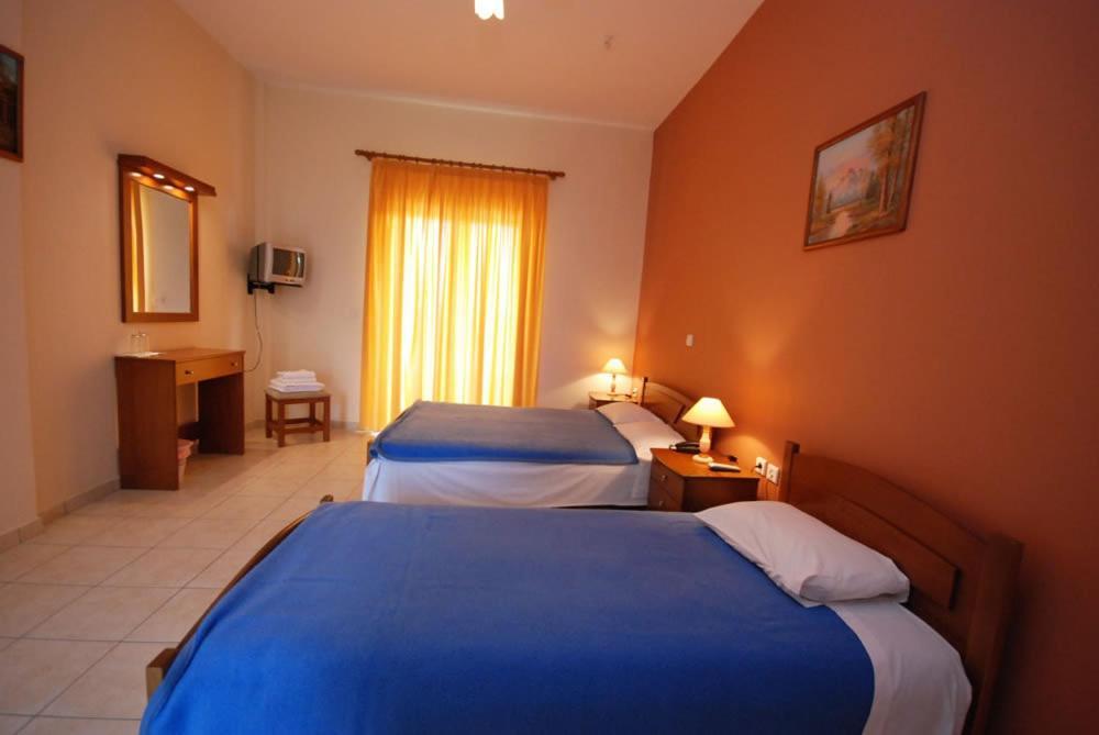 Hotel Alkionis Zacharo Ruang foto