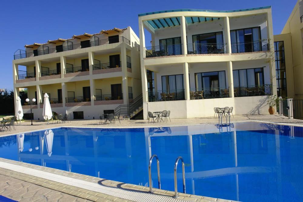 Hotel Alkionis Zacharo Bagian luar foto