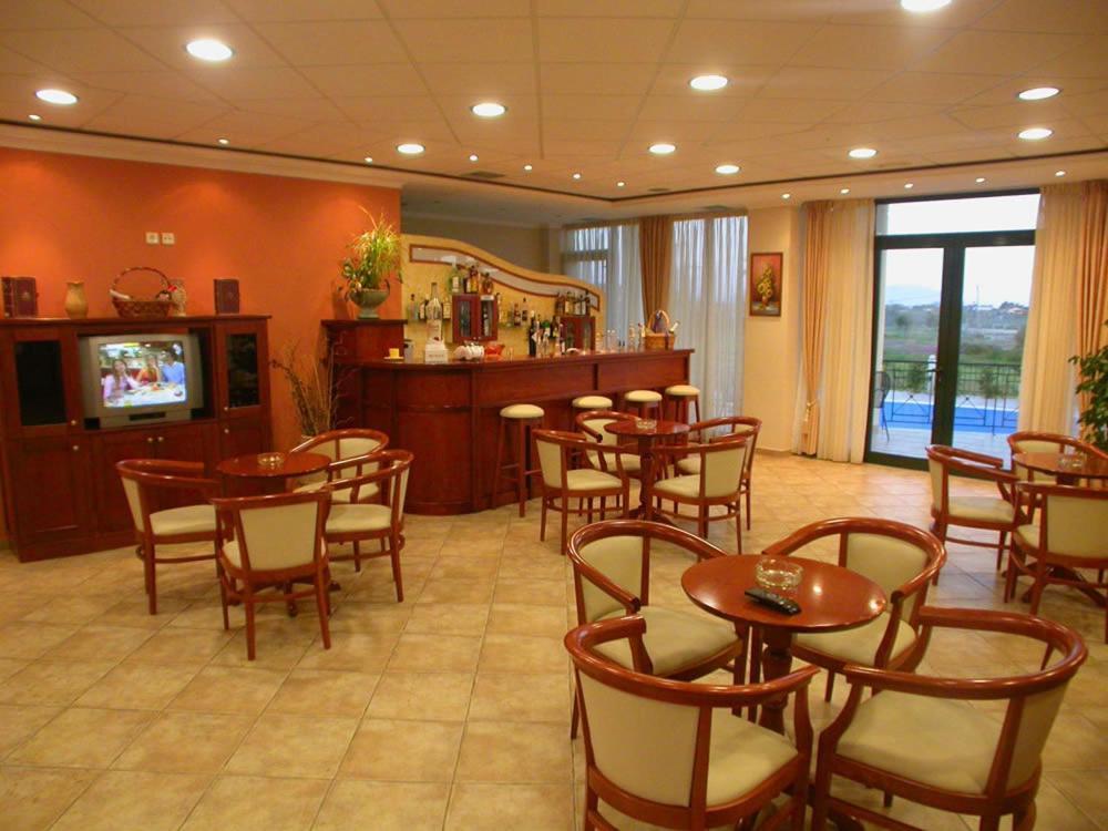 Hotel Alkionis Zacharo Bagian luar foto